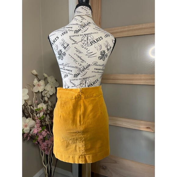 Banana Republic Women's Mini Skirt Size 2 Corduroy Yellow Y2K - Picture 5 of 8
